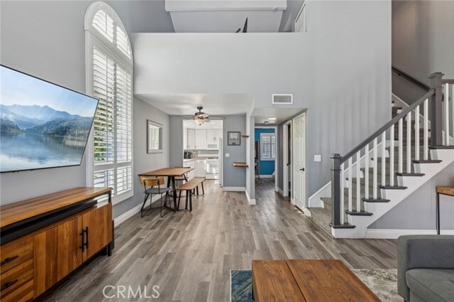 Building Photo - 350 Avocado St