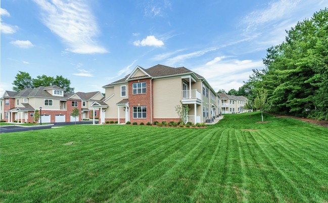 Building Photo - Magnolia Lane Luxury Apartments