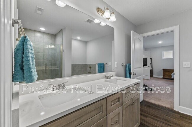 Building Photo - 9575 14th Bay St