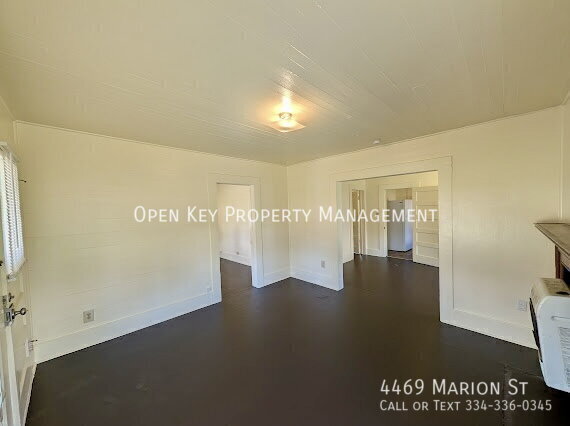 Building Photo - 4469 Marion St