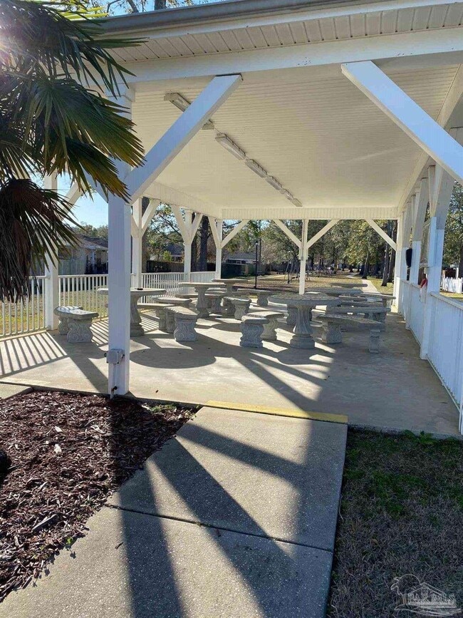 Building Photo - 2470 Trailwood Dr