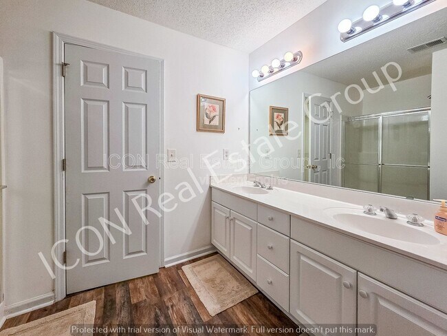 Building Photo - 5306 Yoshino Terrace