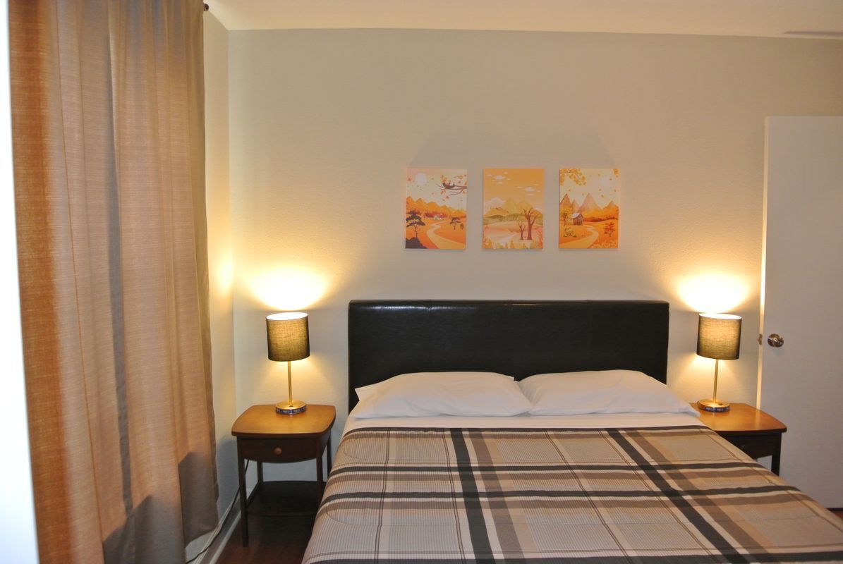 Building Photo - 3653 Timber Bluff Ln