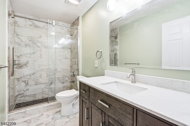 Building Photo - 9 Stirrup Way