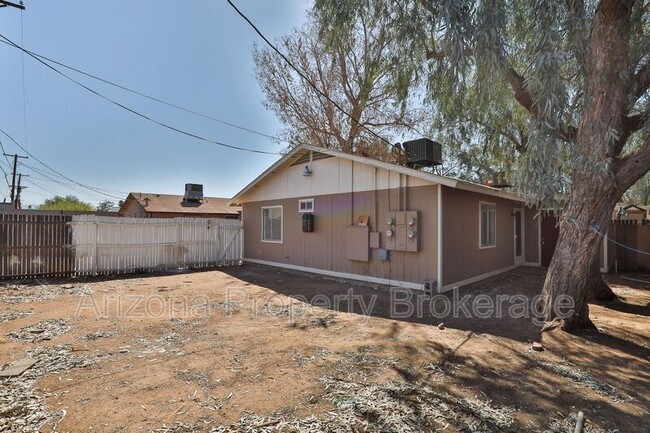 Building Photo - 8144 E 1st Ave