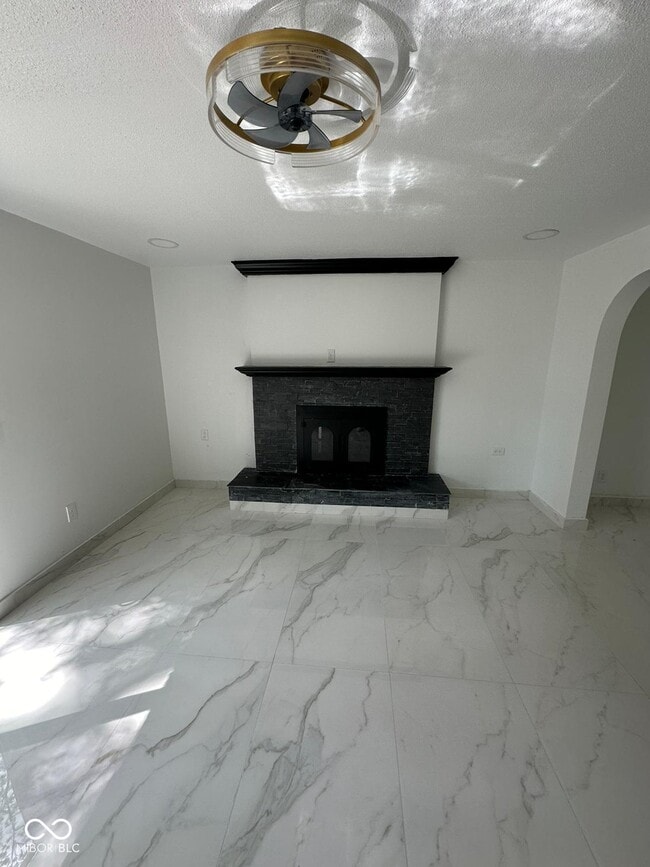 Building Photo - 1340 Rohrer Rd