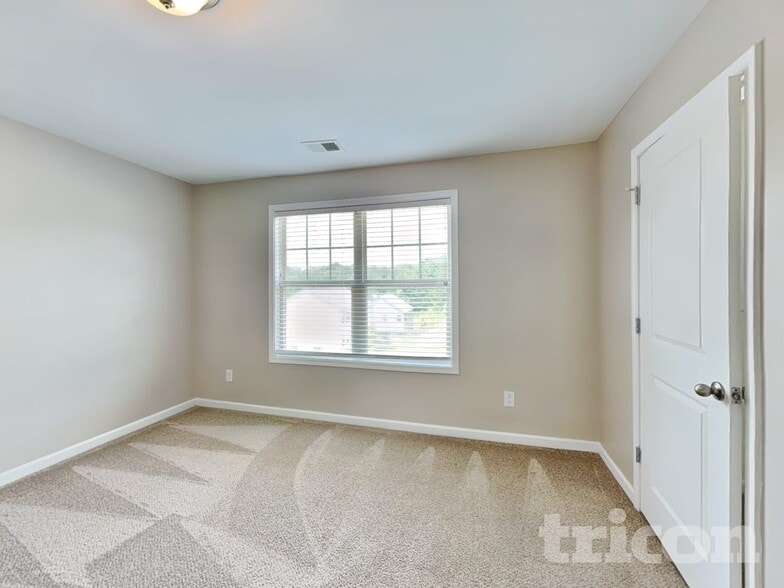 Building Photo - 4872 Tower View Trail