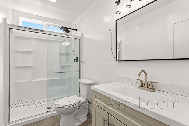Building Photo - 10946 Thrush Dr