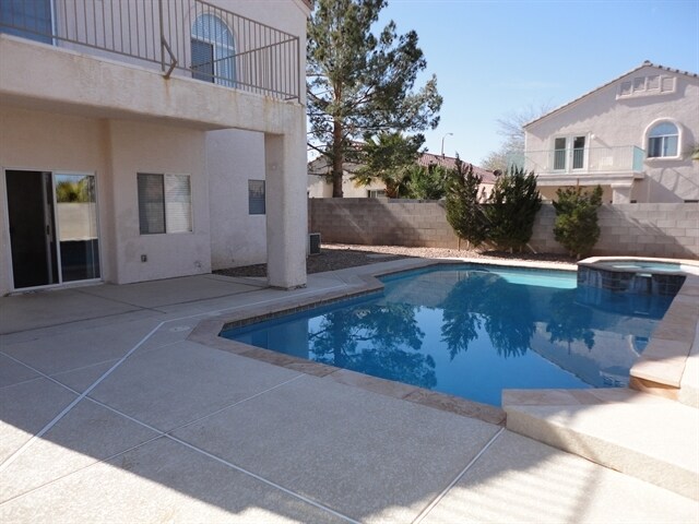 Building Photo - 3168 Castle Canyon Ave