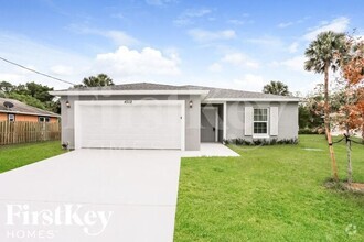 Building Photo - 4502 SW Yamada Dr