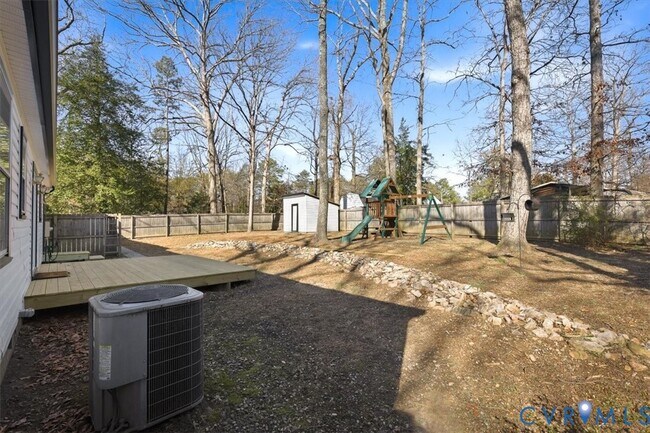 Building Photo - 115 Big Meadows Terrace