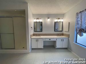 Building Photo - 13923 Cedar Canyon