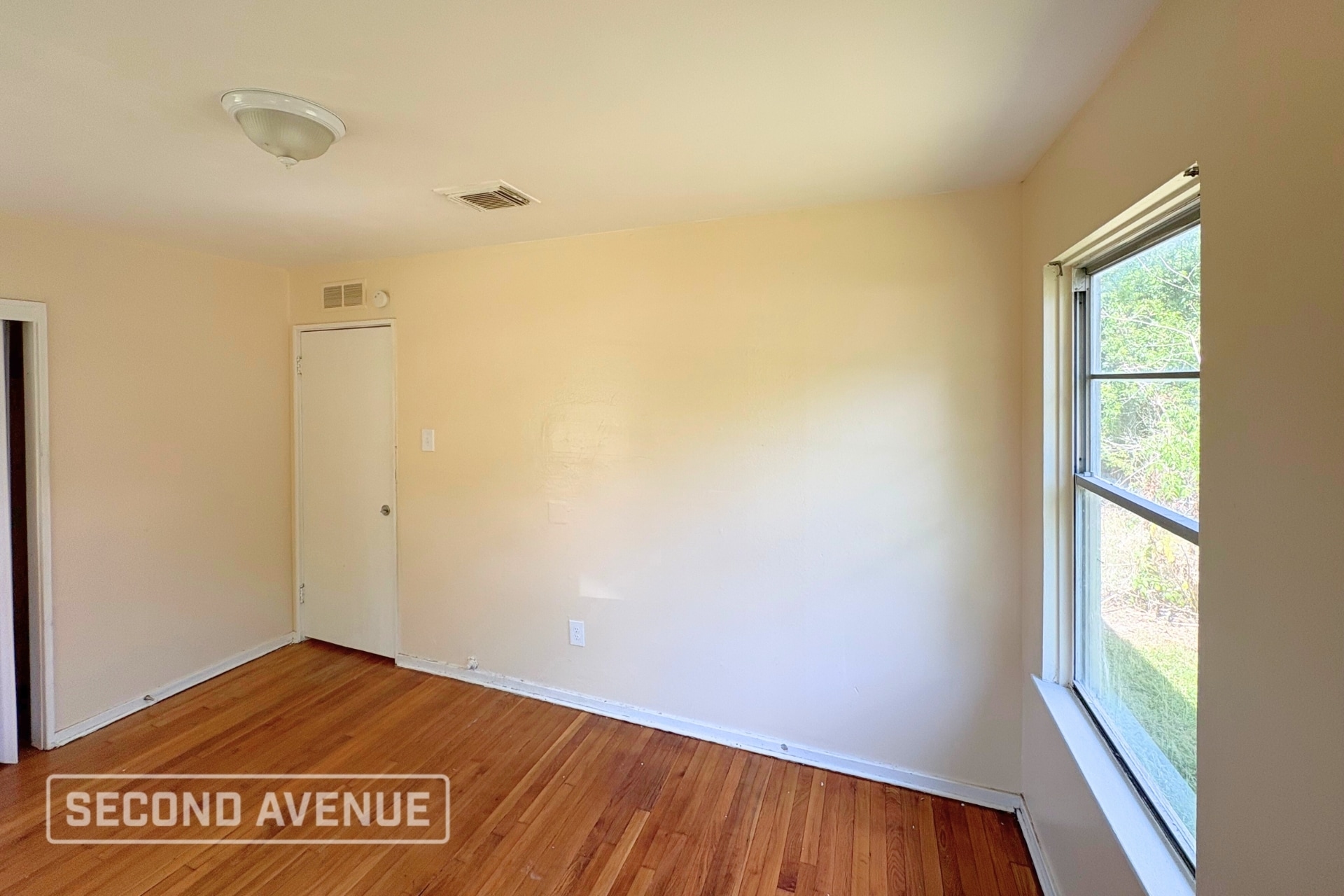 Building Photo - 5415 Heron Dr