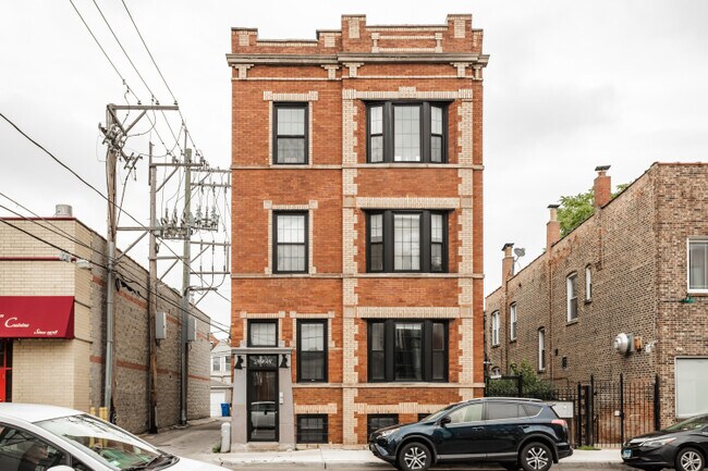 Primary Photo - 2008 W Armitage Ave