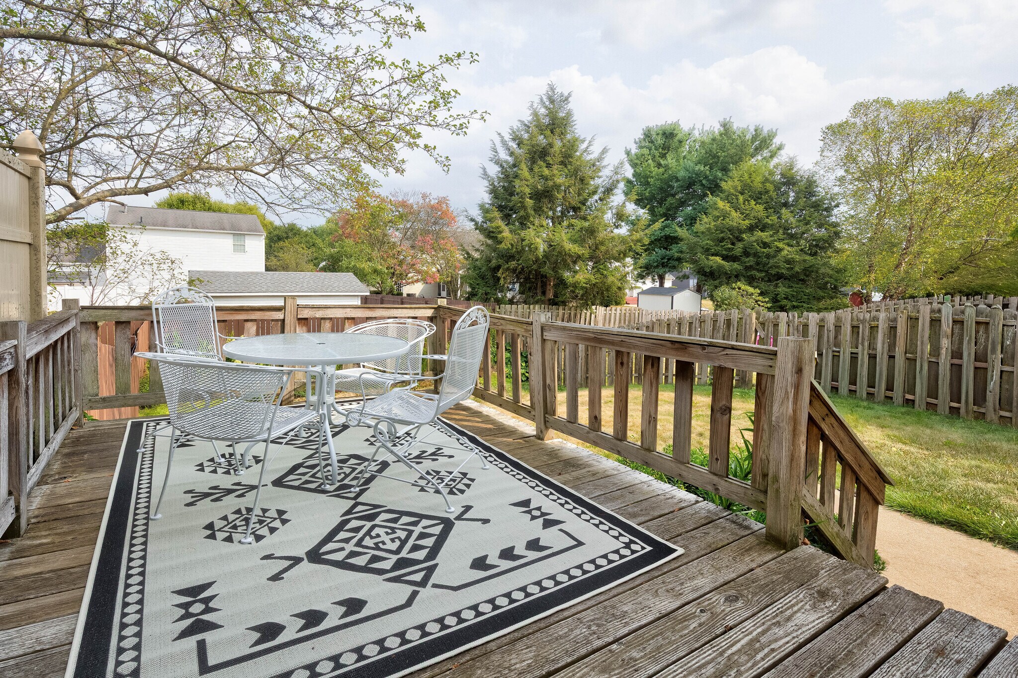 Building Photo - 6524 Blossomwood Cir NE