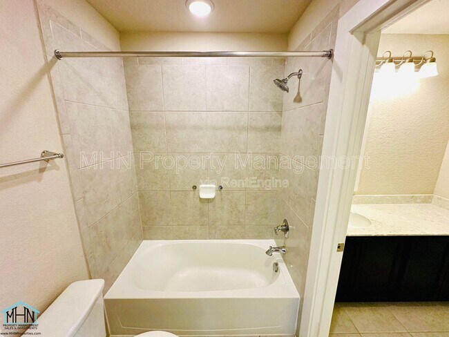 Building Photo - 14906 Palmer Crk