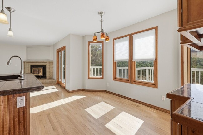 Building Photo - 4 Bed 2.5 Bath Home in Plum Creek of Castle Rock