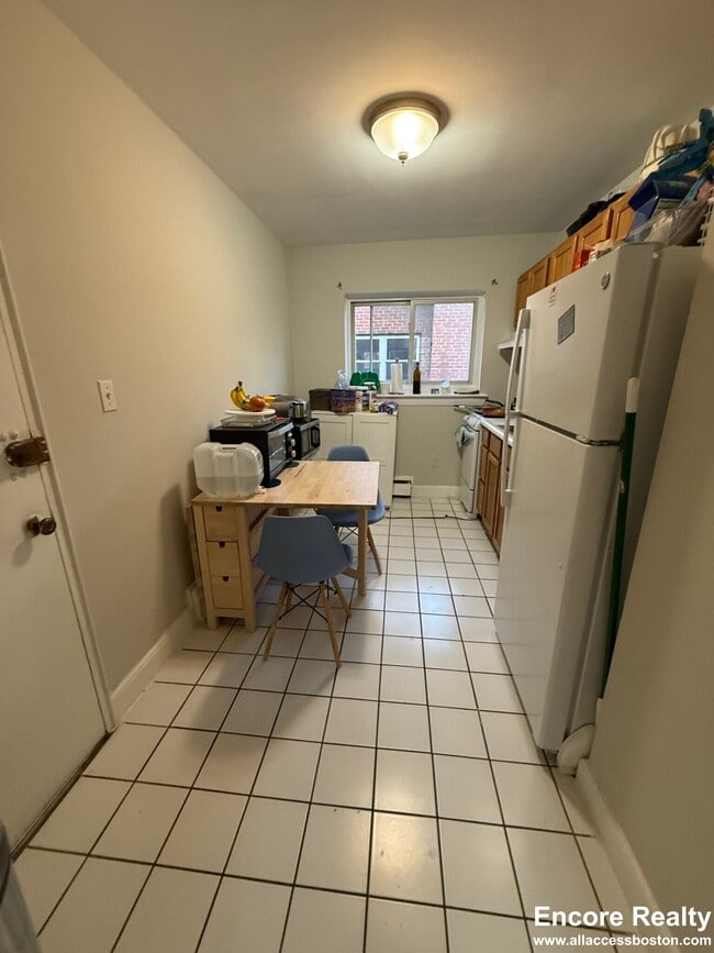 Building Photo - 69 Chiswick Rd