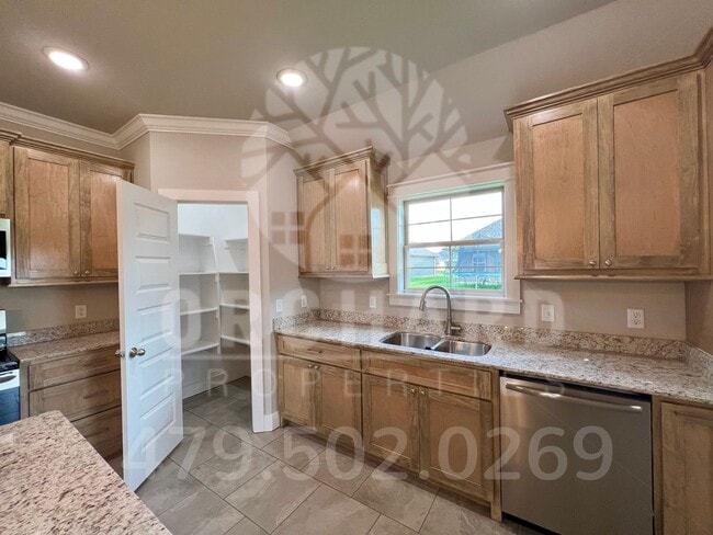 Building Photo - Siloam Springs- Single-Family Home- Popular Cedarwood Plan