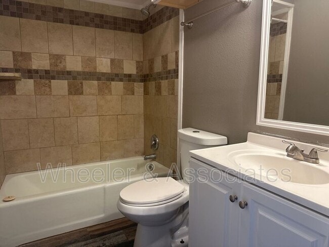 Building Photo - 520 E 4400 S