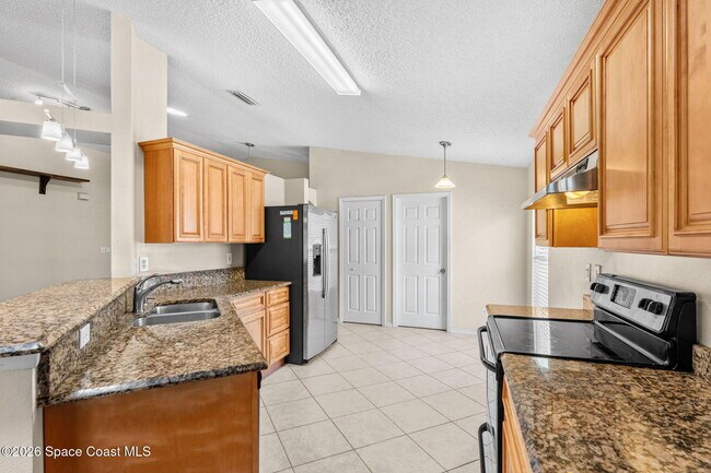 Building Photo - 4211 Swanna Dr