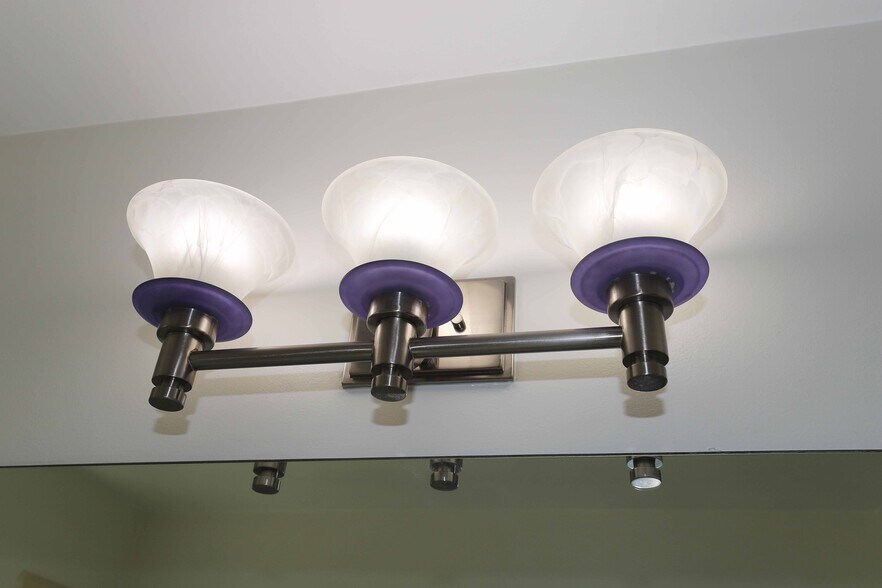 Building Photo - 1025 S Sherbourne Dr