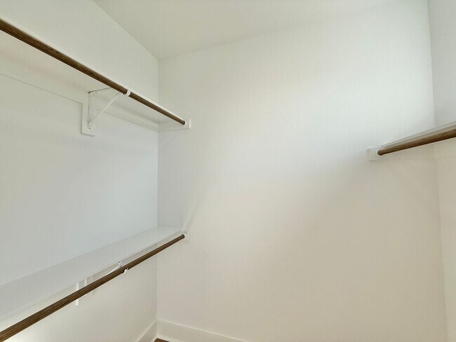 Building Photo - **OFFERING FIRST MONTH'S RENT FREE & REFUNDABLE APPLICATION FEES** Luxurious New Construction 2BD...