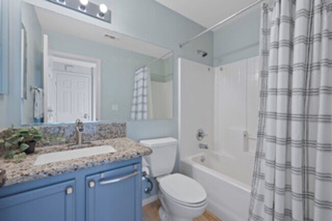 Building Photo - SE!! Pebble and Pollock!! Crystal Springs!...