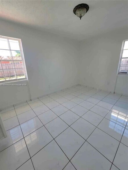 Building Photo - 12305 SW 42nd St