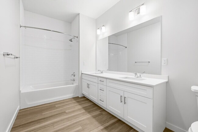 Building Photo - 71 Connecticut Ave