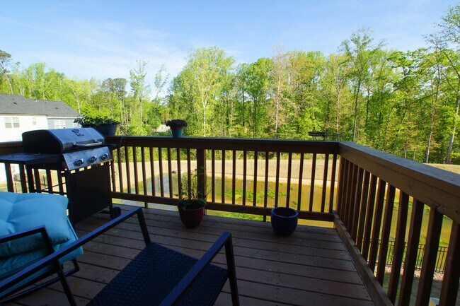 Building Photo - 930 Dalton Ridge Pl