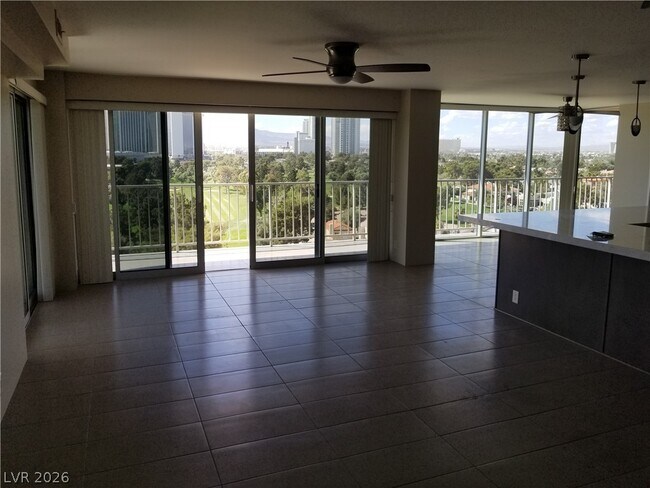 Building Photo - 3111 Bel Air Dr