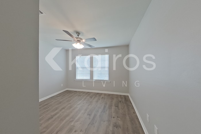 Building Photo - 104 Yardley Ct