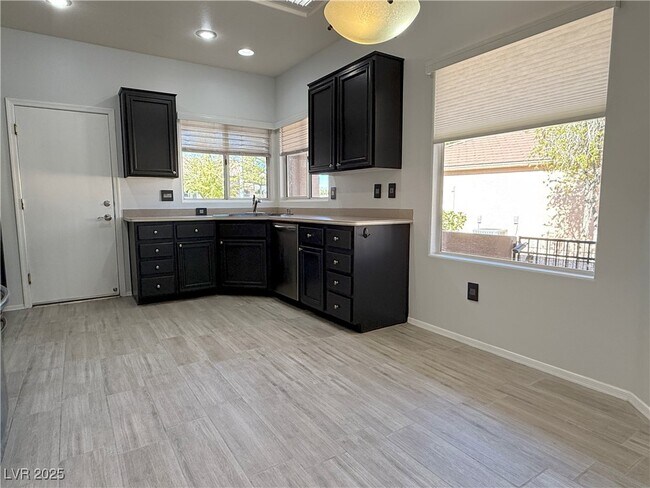 Building Photo - 1396 Couperin Dr