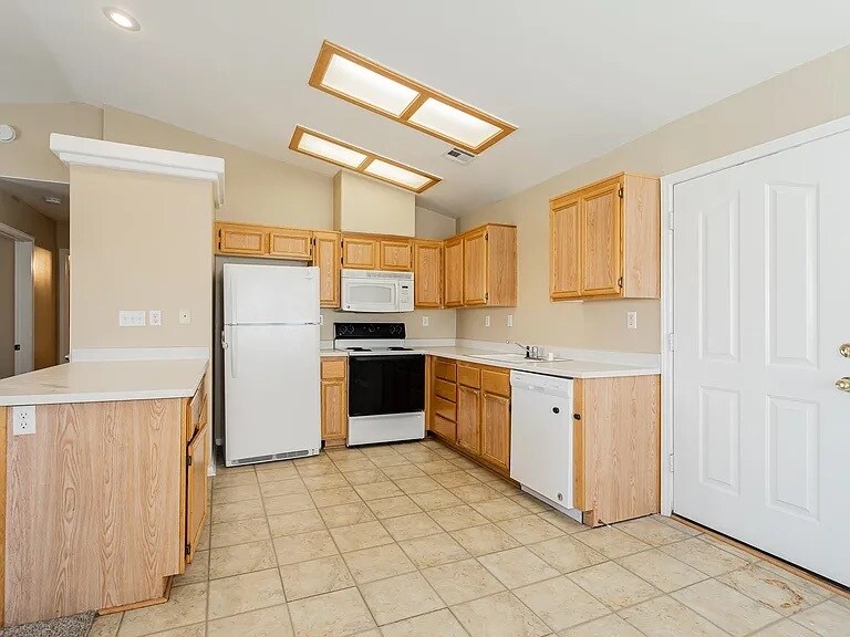 Primary Photo - 1888 Big Horn St