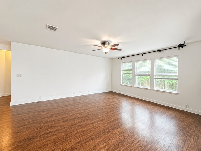 Building Photo - AVAILABLE NOW!; APPLY TODAY AT OUR WEBSITE!!
