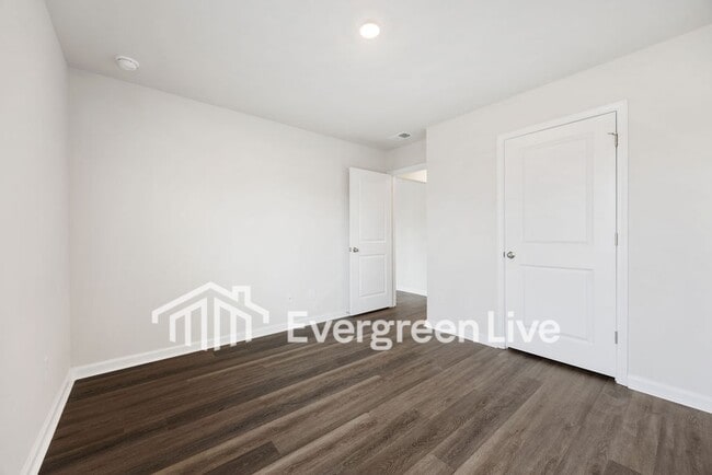 Building Photo - Coming Soon!