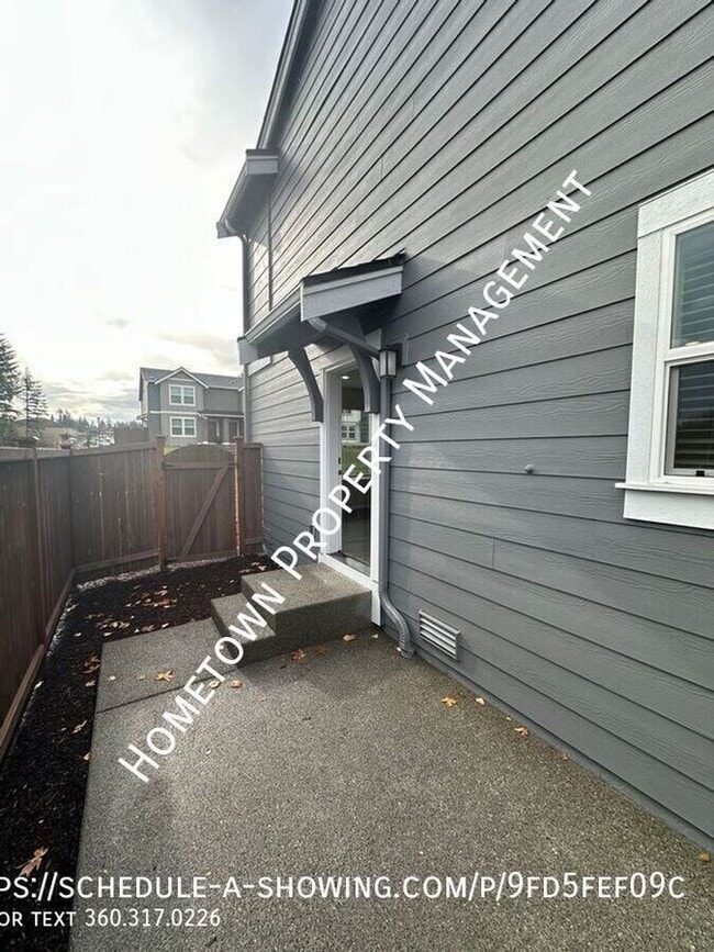 Building Photo - 2403 Trailside Dr NE