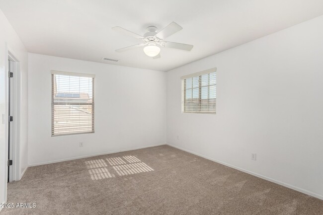 Building Photo - 26162 W Potter Dr