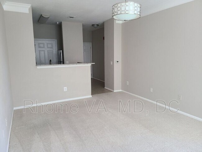 Building Photo - 1581 Spring Gate Dr.