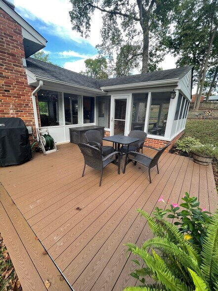 Building Photo - 7603 Cosgrove Pl