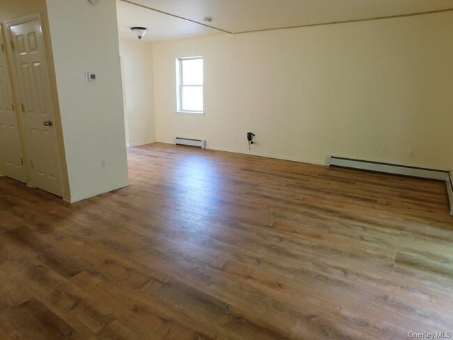 Building Photo - 12 Sequestered Rd
