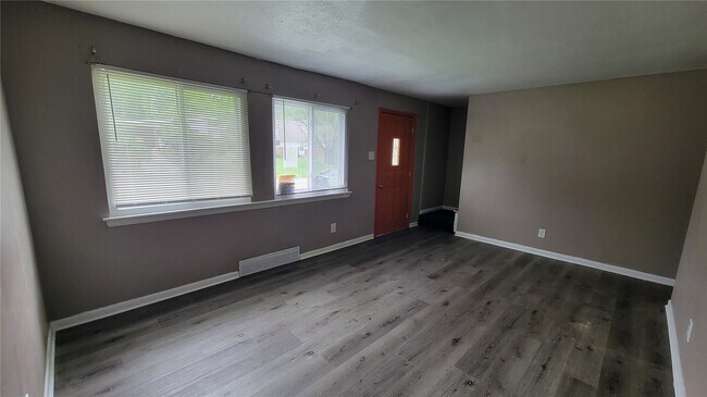 Building Photo - 8720 Marcella Ave