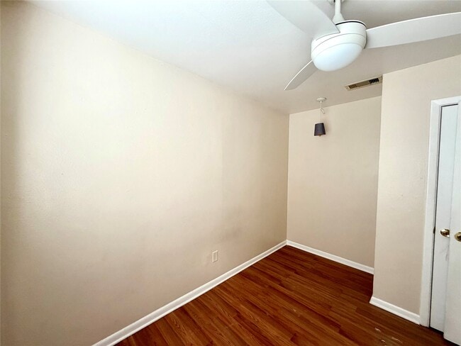 Building Photo - 4275 Bethel Blvd