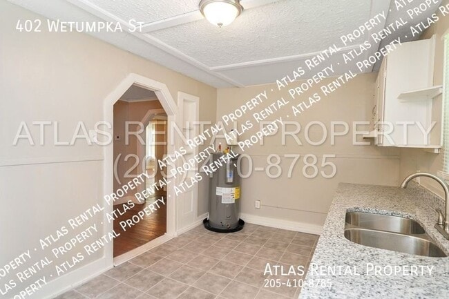 Building Photo - 402 Wetumpka St