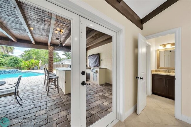 Building Photo - 4920 SW 170th Ave
