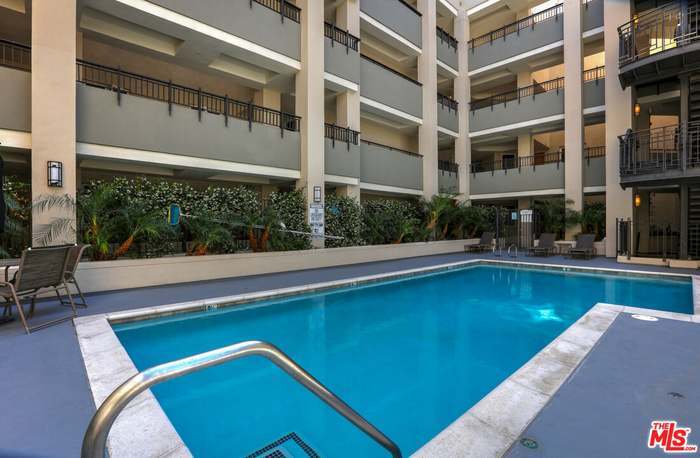 Pool - 12222 Wilshire Blvd