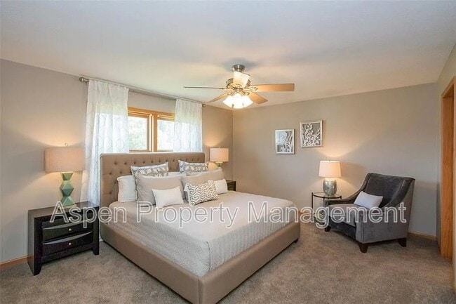 Building Photo - 117 Buckeye Ln