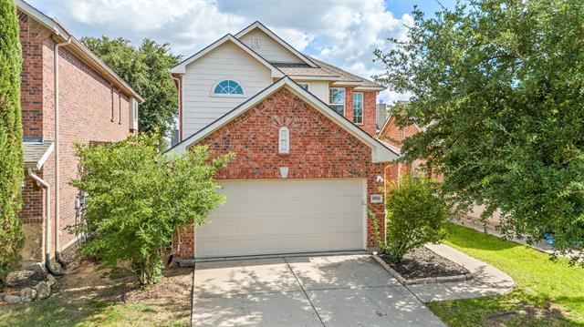 Building Photo - 15920 Alvarado Dr