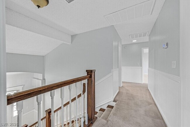 Building Photo - 2238 Marlboro Dr